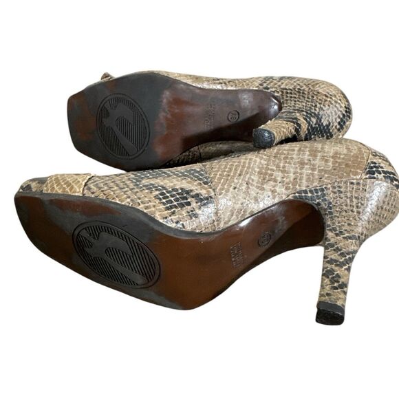 Bronx Claudine Python Snake Skin Square Toe Heels Sz 8.5 Brass Buckle - Picture 7 of 10